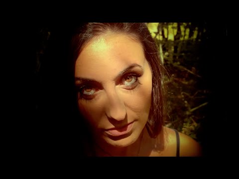 Julia Lùmni - Pourquoi tu vis (clip officiel)