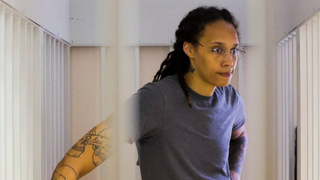 Brittney Griner libéré par la Russie après un échange avec un célèbre trafiquant d’armes Photo de Brittney Griner libéré par la Russie après un échange avec un célèbre trafiquant d’armes