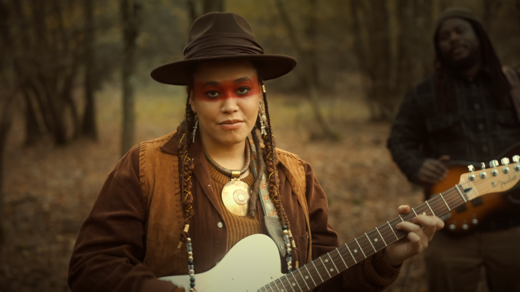Découvrez l’univers grandiose de AKASHA avec son nouveau clip « Faraway » photo de Découvrez l'univers grandiose de AKASHA avec son nouveau clip « Faraway »