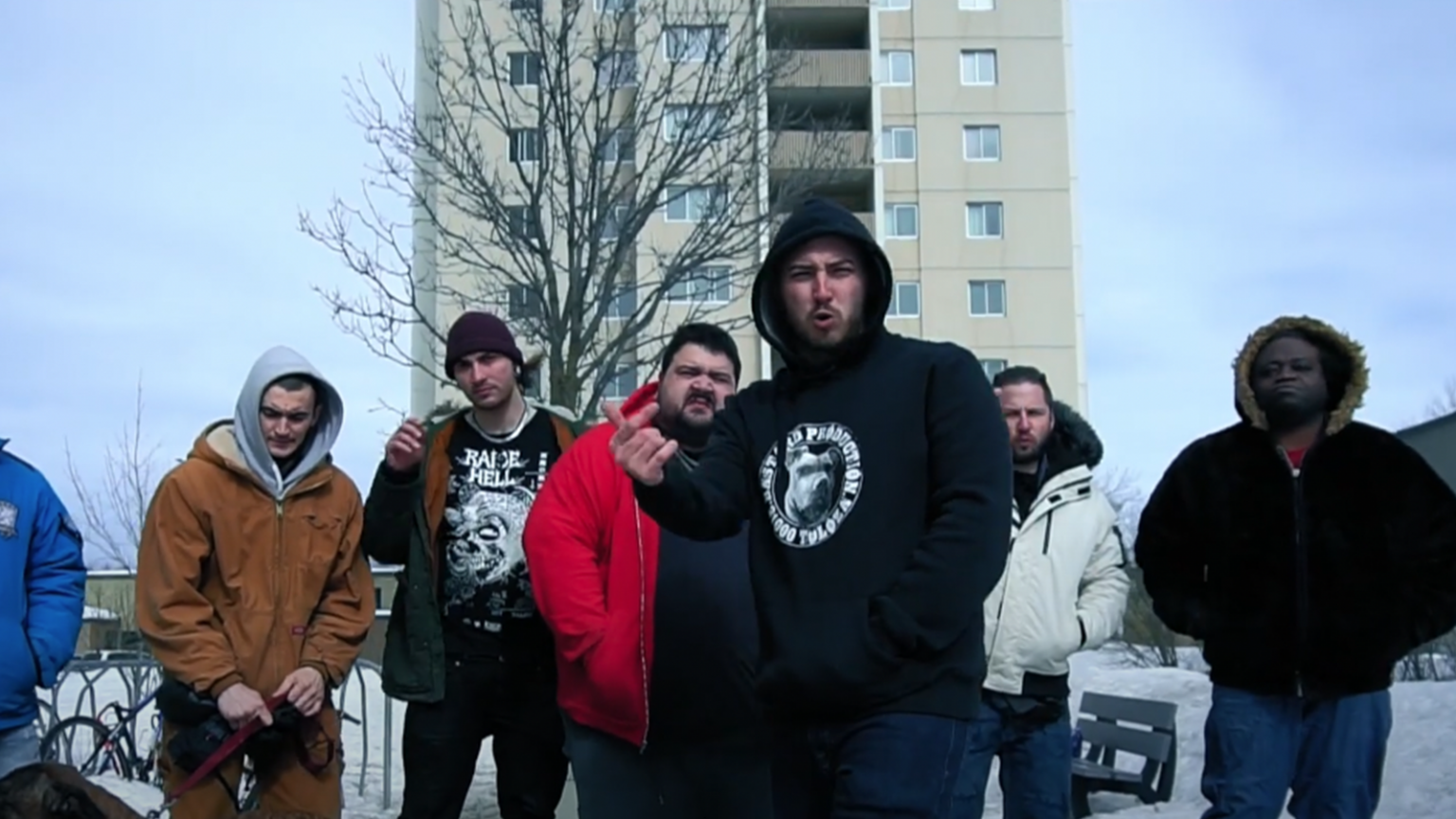 Lascar nous emmène avec lui « Dans ma cité » pour son nouveau clip photo de Lascar nous emmène avec lui Dans ma cité pour son nouveau clip