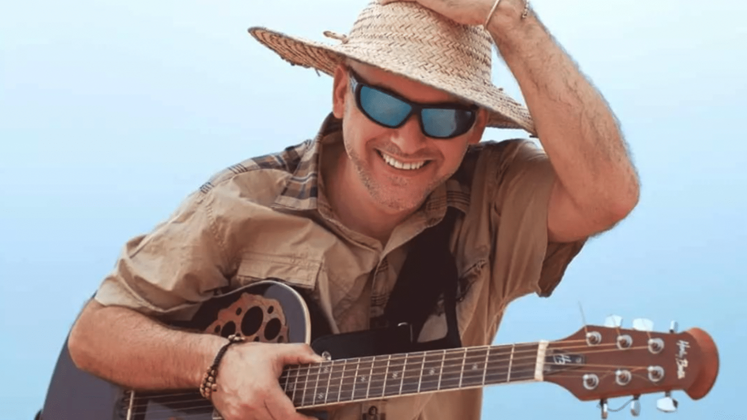 Évadez-vous en Afrique avec « Vie Libre », le nouveau clip de Jérôme Finel photo Évadez-vous en Afrique avec « Vie Libre », le nouveau clip de Jérôme Finel