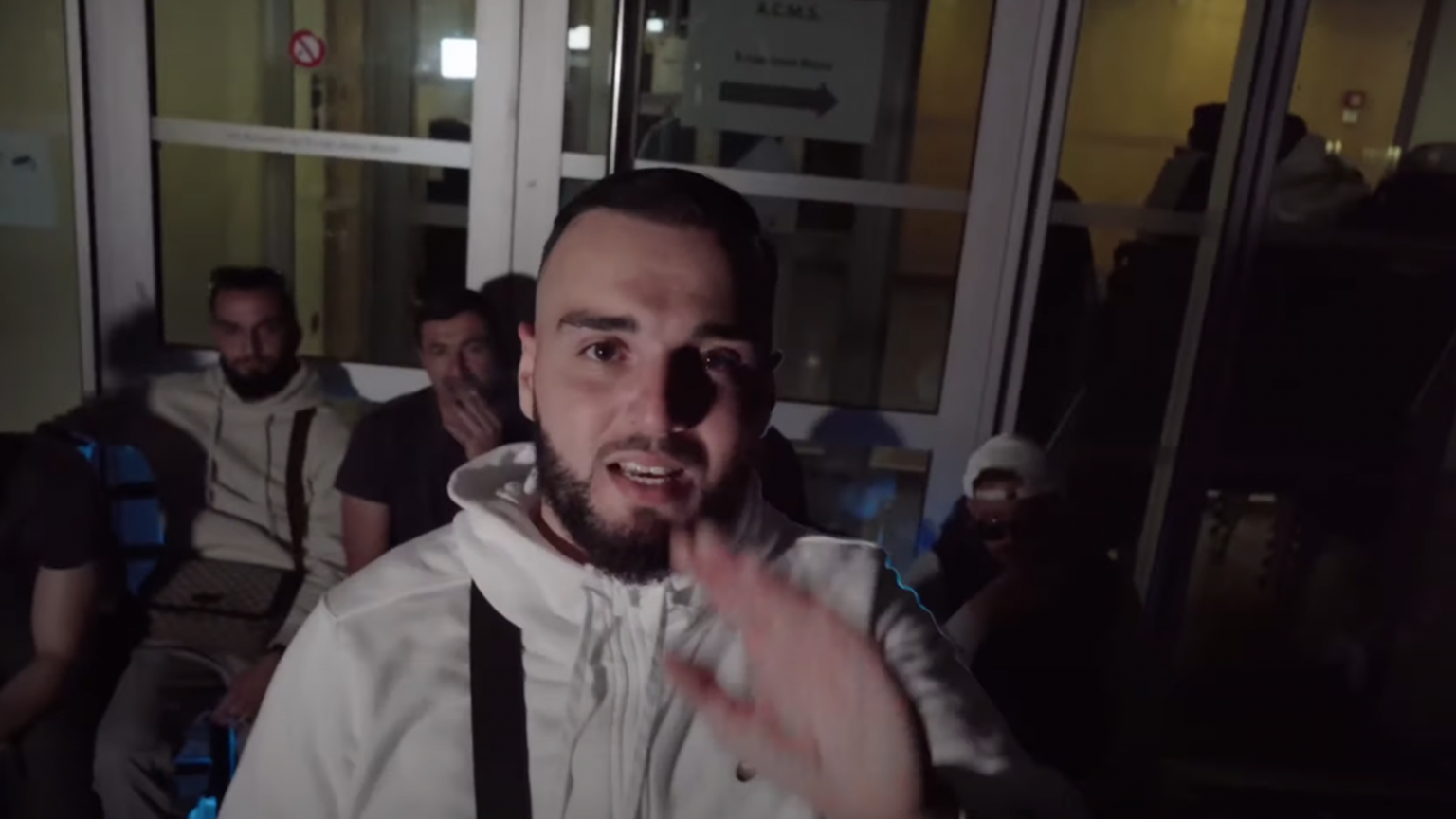 Découvrez « Vision #noche5 », ce gros street banger signé Raykko photo de Découvrez « Vision #noche5 », ce gros street banger signé Raykko