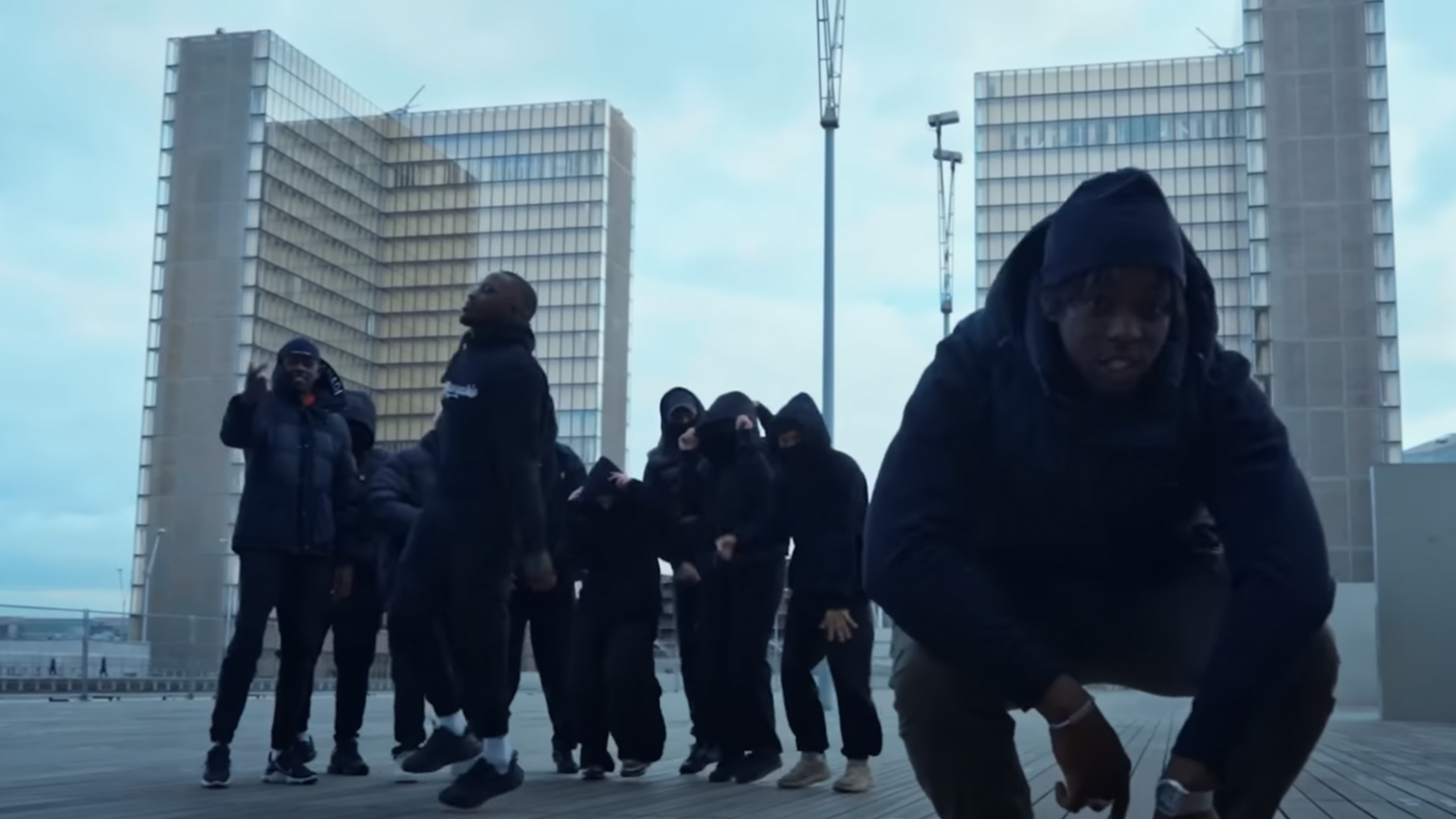 Les Mariachis envoient du lourd avec leur nouveau clip « DRILL & JERSEY » photo de Les Mariachis envoient du lourd avec leur nouveau clip « DRILL & JERSEY »