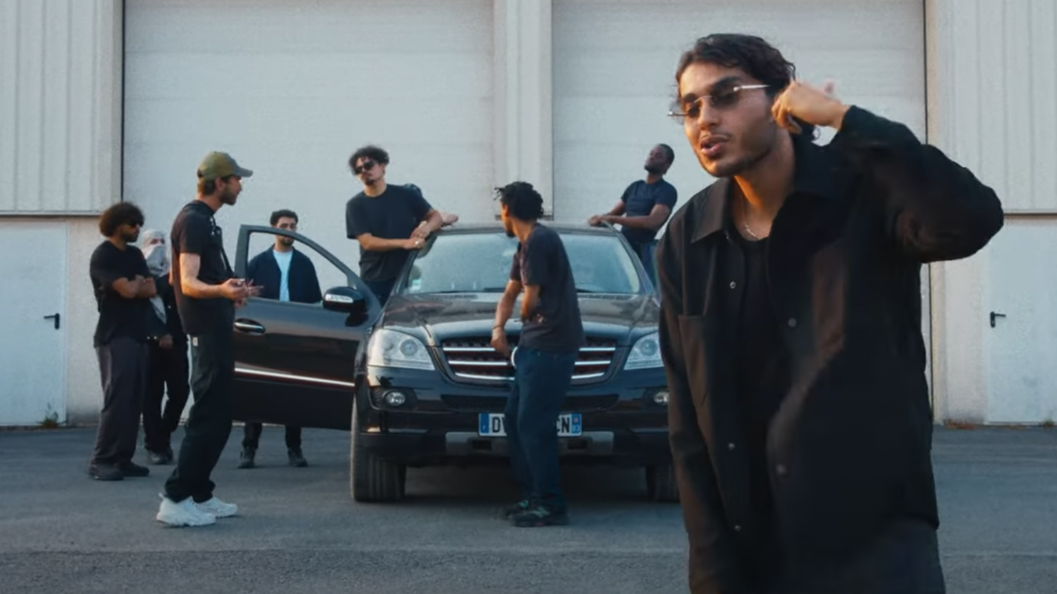 Photo de SIWA est trop posé dans son nouveau clip « POSTER »
