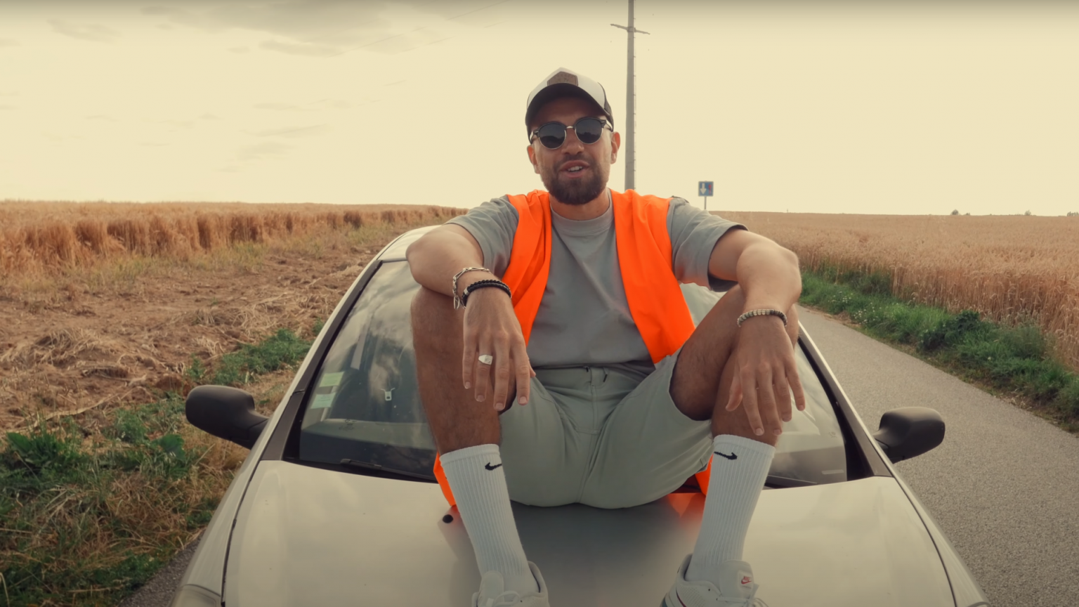« C’est parti » pour le nouveau clip de Clayvin ! Photo de « C'est parti » pour le nouveau clip de Clayvin !