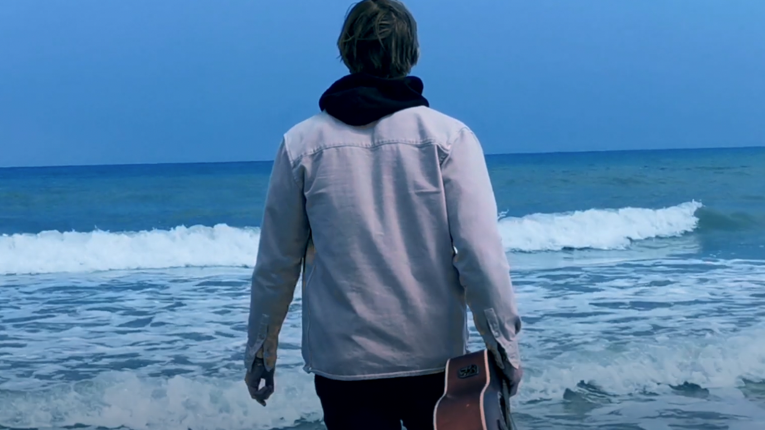 Photo de Décollage pour Neptune le nouveau clip de Kaplyn