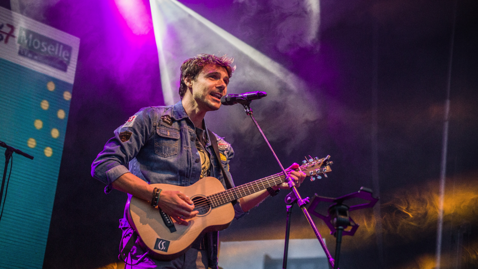 Découvrez « Vas y danse », la nouvelle sensation POP de Chris Sorrelli Photo de Découvrez Vas y danse la nouvelle sensation POP de Chris Sorrelli