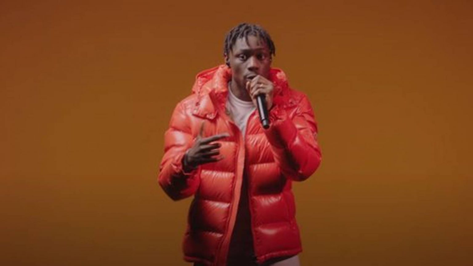 Quand seront les prochains showcases de Tiakola Photo de Quand seront les prochains showcases de Tiakola