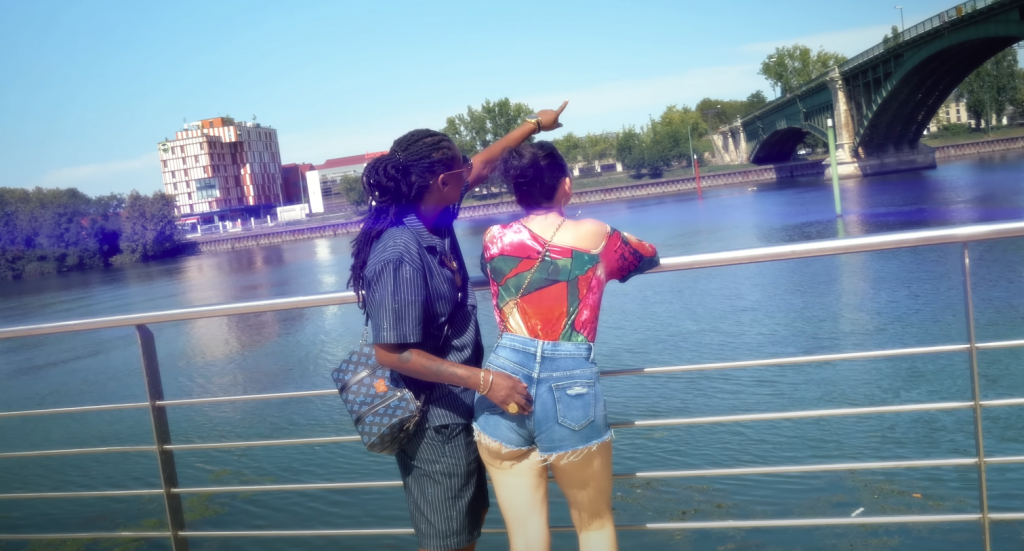 ENDZA envoie du love pour sa « BROWN SKIN GIRL » dans son nouveau clip Photo de ENDZA envoie du love pour sa « BROWN SKIN GIRL » dans son nouveau clip