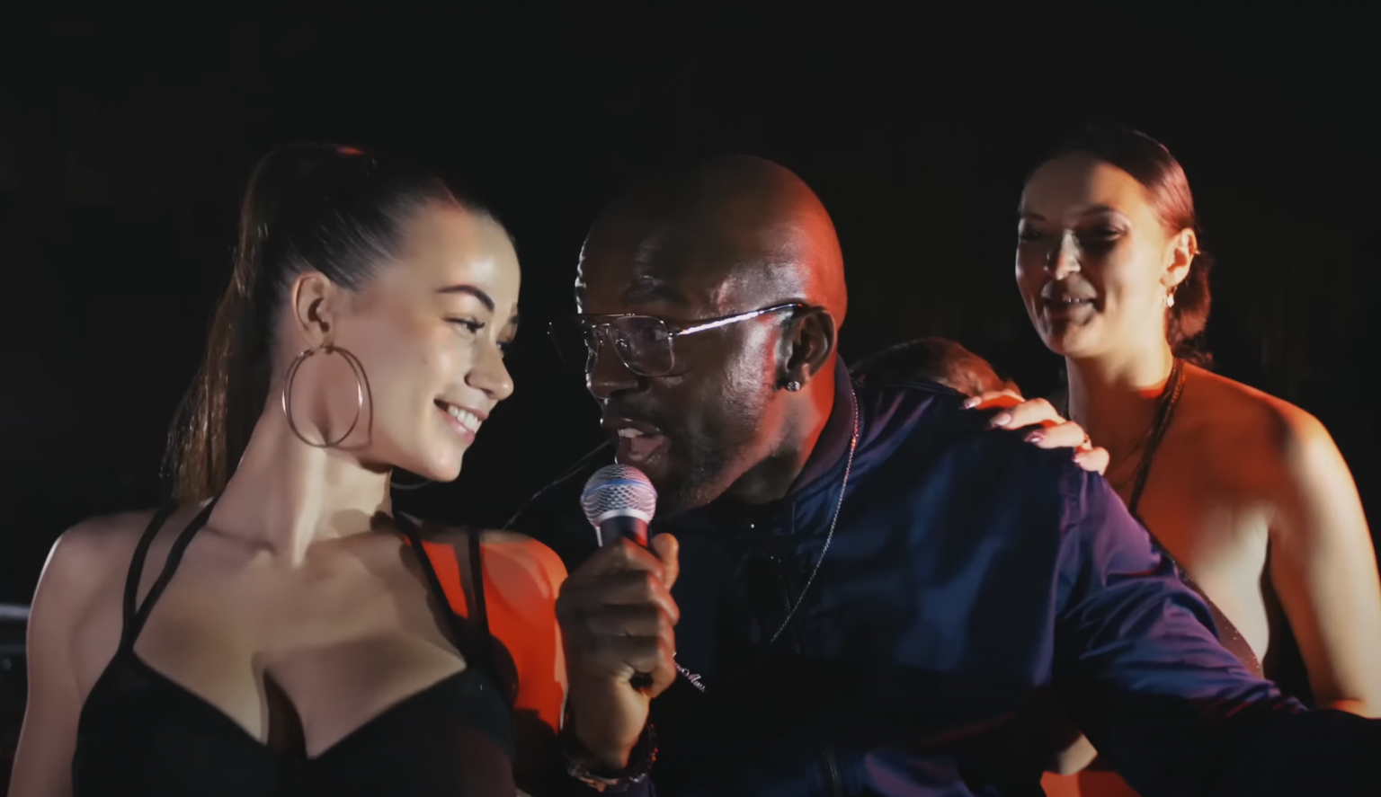 StymeMusic est un véritable « Professionnel » dans son nouveau clip Photo de StymeMusic est un véritable « Professionnel » dans son nouveau clip