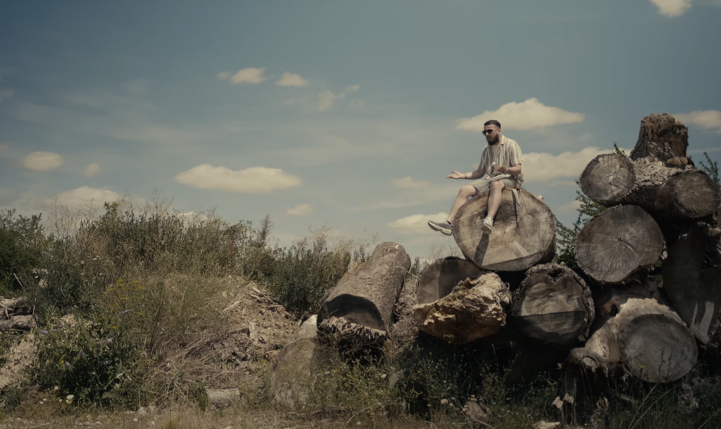 Laissez-vous envouter par le rap de TYSON avec son nouveau clip « PLUS RIEN » Photo de Laissez-vous envouter par le rap de TYSON avec son nouveau clip « PLUS RIEN »