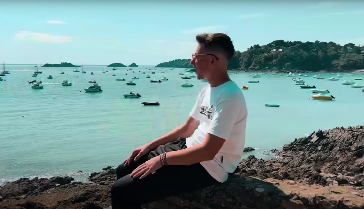Faites un tour sous « Les Tropico » avec le nouveau clip d’Electrogold Photo de Faites un tour sous « Les Tropico » avec le nouveau clip d'Electrogold