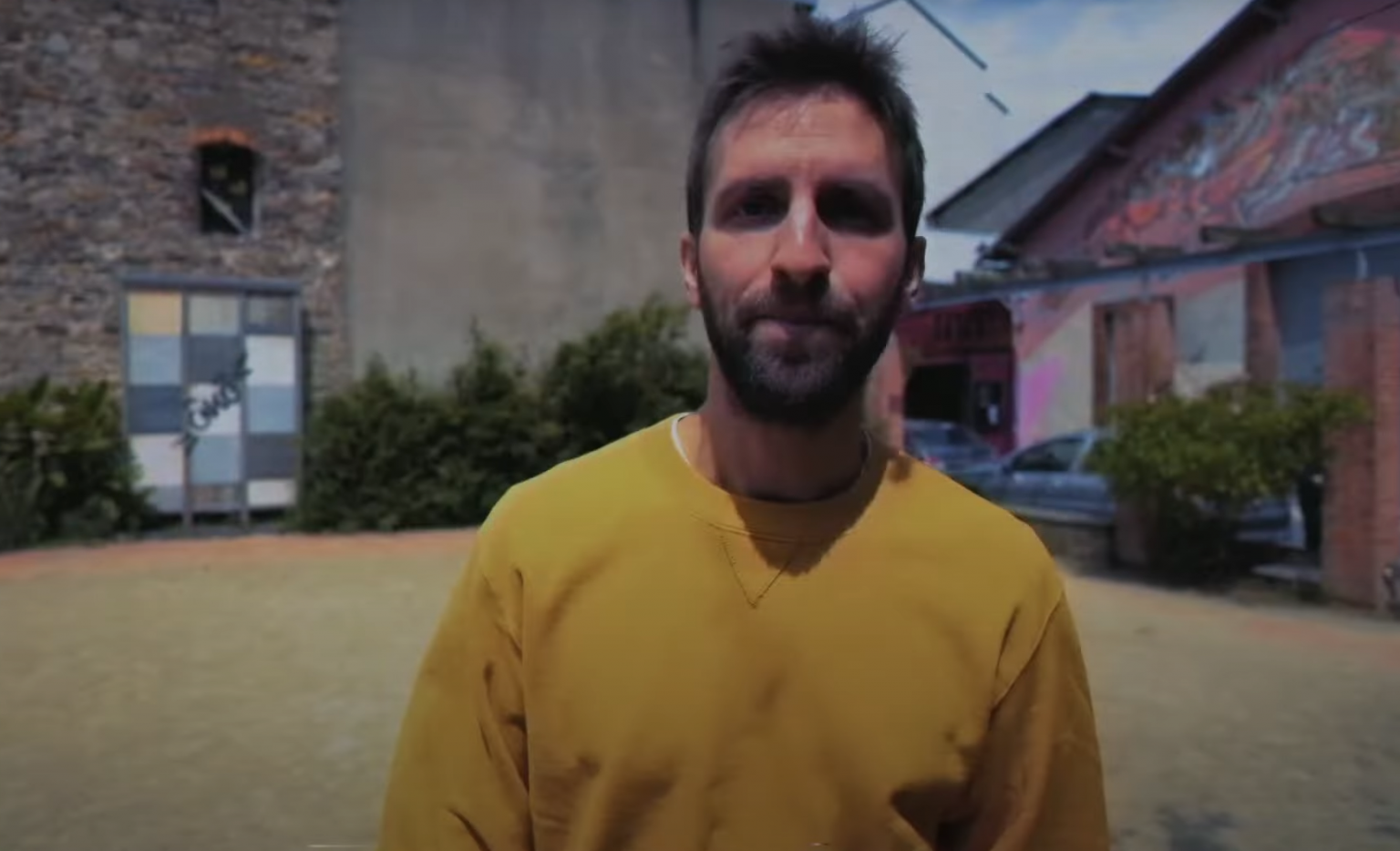 Le Zig Zélé rappe comme never dans son nouveau clip « Noname » Photo de Le Zig Zélé rappe comme never dans son nouveau clip « Noname »