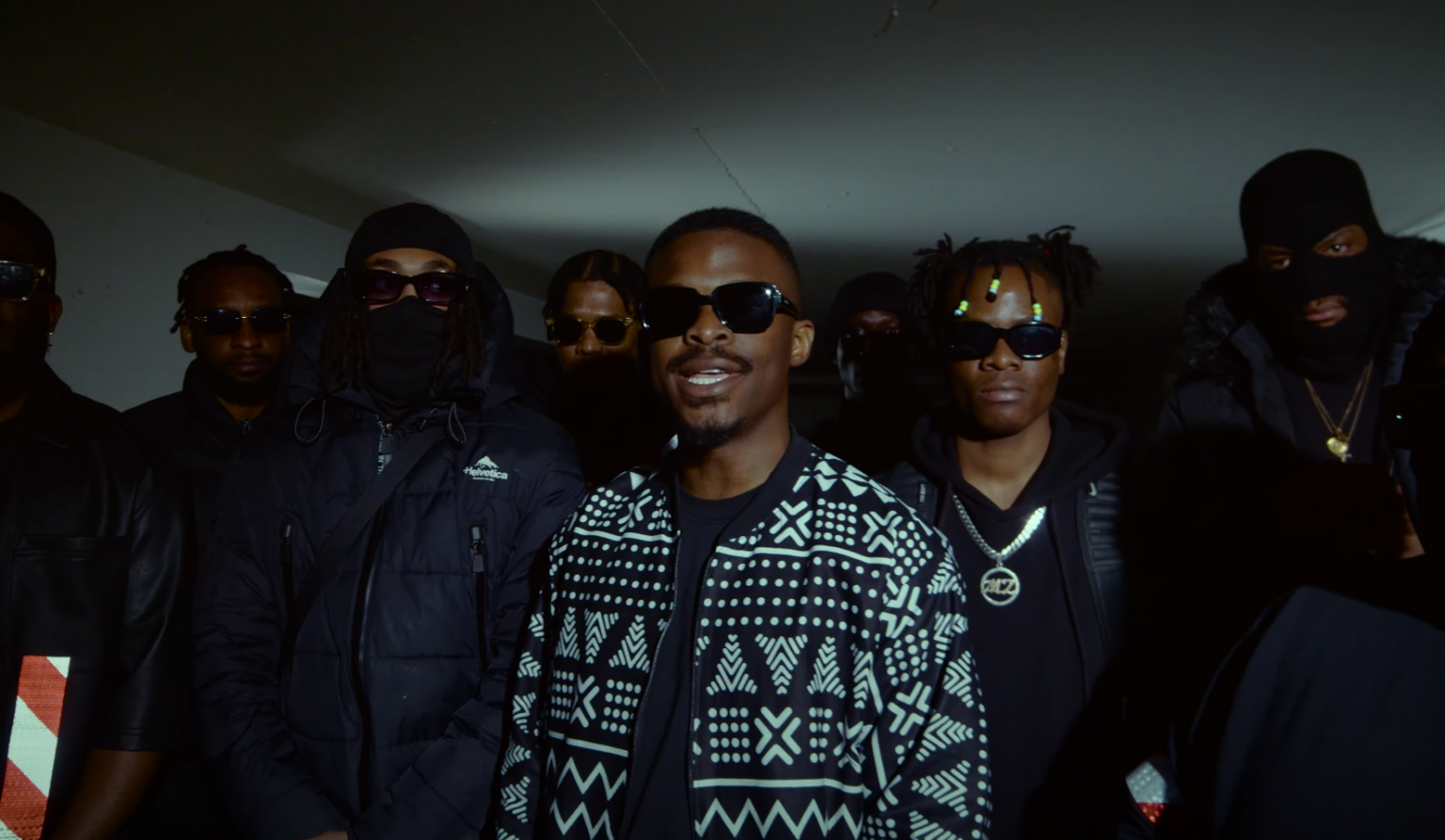 LE J.O, en feu dans son dernier clip « NEURA-LINK » Photo de LE J.O, en feu dans son dernier clip « NEURA-LINK »