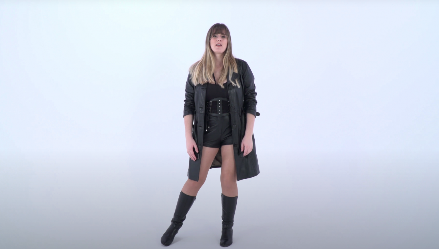 Admirez le « Soleil Imaginaire » de Léni Wyona avec son nouveau clip Photo de Admirez le « Soleil Imaginaire » de Léni Wyona avec son nouveau clip