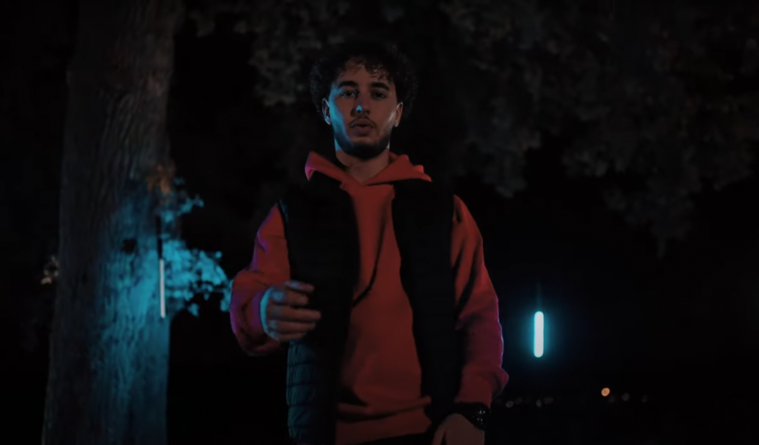 DJZ rappe son « Destin » dans son nouveau clip Photo de DJZ rappe son « Destin » dans son nouveau clip