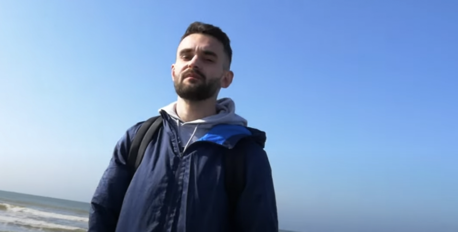 Teuf met sa « Peine » de côté pour son nouveau clip Photo de Teuf met sa « Peine » de côté pour son nouveau clip