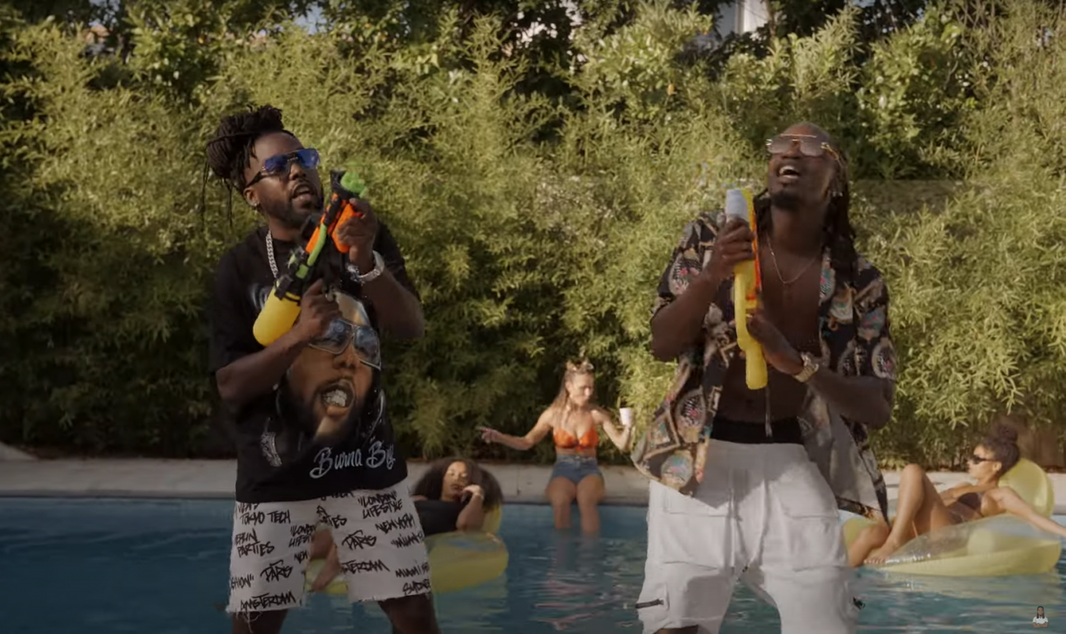 Slyter LC fait monter la température dans son nouveau clip « Love Di Gyal » Photo de Slyter LC fait monter la température dans son nouveau clip « Love Di Gyal »