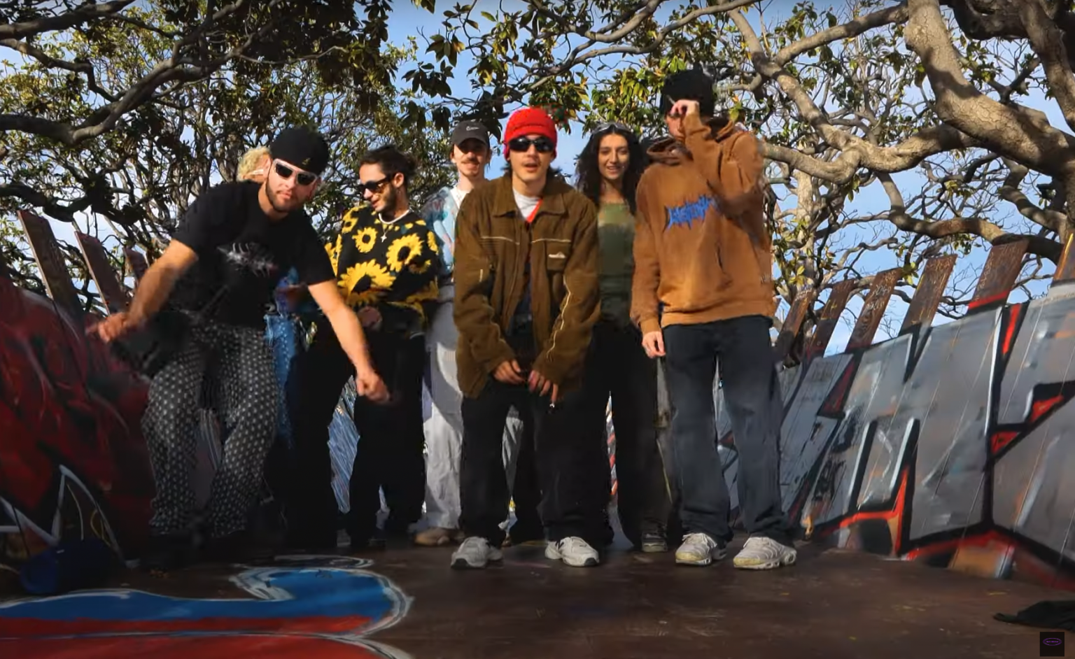 Ça groove très fort dans « TRACK 200 », le nouveau clip de dieci7chingon Photo de Ça groove très fort dans « TRACK 200 », le nouveau clip de dieci7chingon