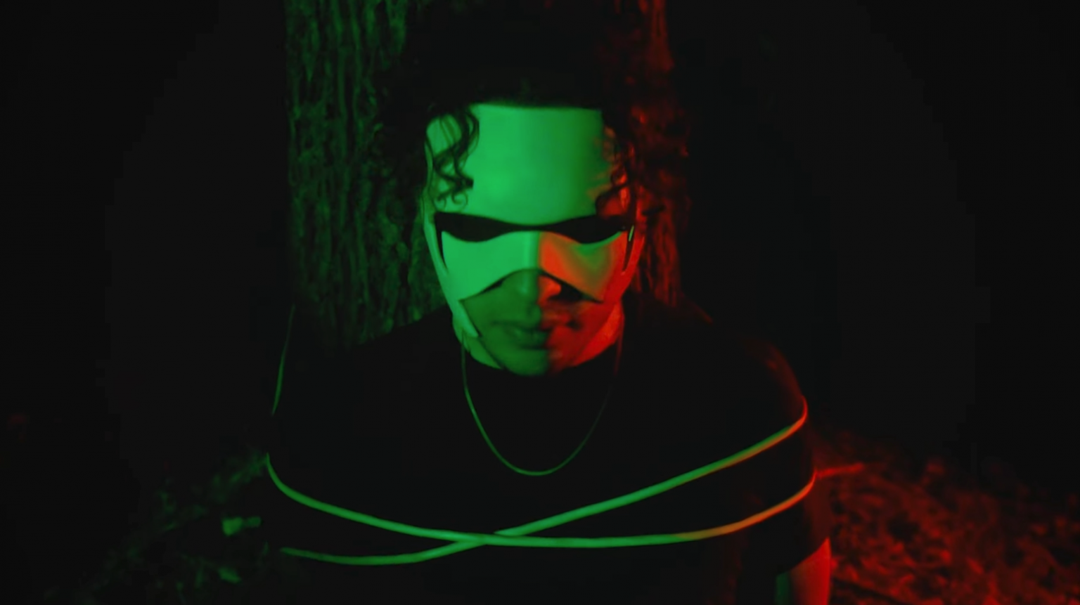 NOXILA raconte son addiction pour « JOSÉPHINE » dans son nouveau clip Photo de NOXILA raconte son addiction pour « JOSÉPHINE » dans son nouveau clip