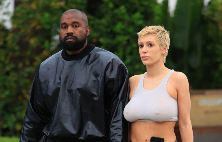 Kanye West veut interdire à sa femme d’aller sur les réseaux sociaux Photo de Kanye West veut interdire à sa femme d'aller sur les réseaux sociaux