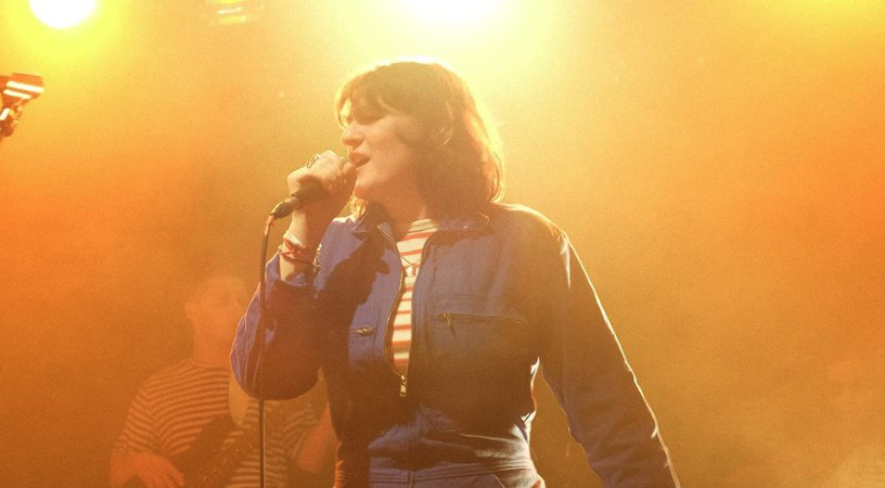 Faites le « PREMIERS PAS » et regardez le nouveau clip de Lila Photo de Faites le « PREMIERS PAS » et regardez le nouveau clip de Lila