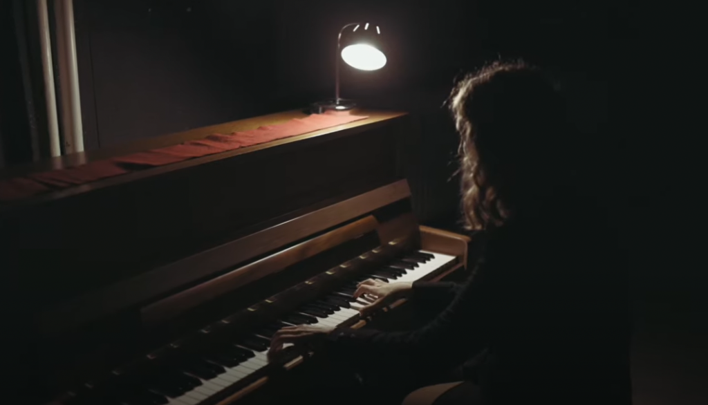 Laissez-vous bercer par « THE SEA AIR », le nouveau clip de Clairox Photo de Laissez-vous bercer par « THE SEA AIR », le nouveau clip de Clairox