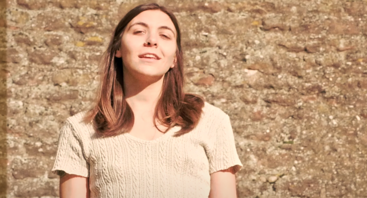 Joceline tire sur notre corde sensible avec son nouveau clip « Human » Photo de Joceline tire sur notre corde sensible avec son nouveau clip « Human »
