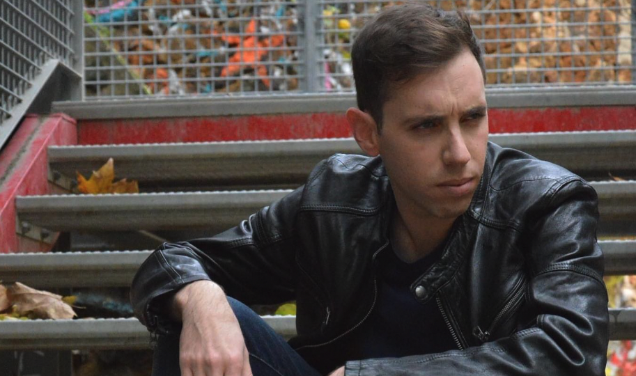 Guillaume Muller dévoile son nouveau clip « Apprends-moi le bonheur » Photo de Guillaume Muller dévoile son nouveau clip « Apprends-moi le bonheur »