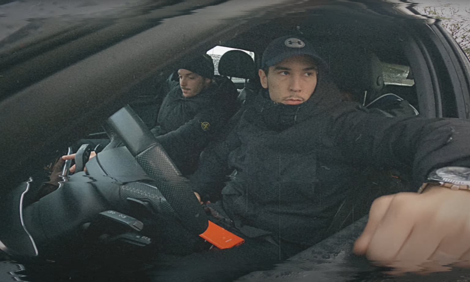 2DTER nous parle de « Confiance » dans son nouveau clip Photo de 2DTER nous parle de « Confiance » dans son nouveau clip