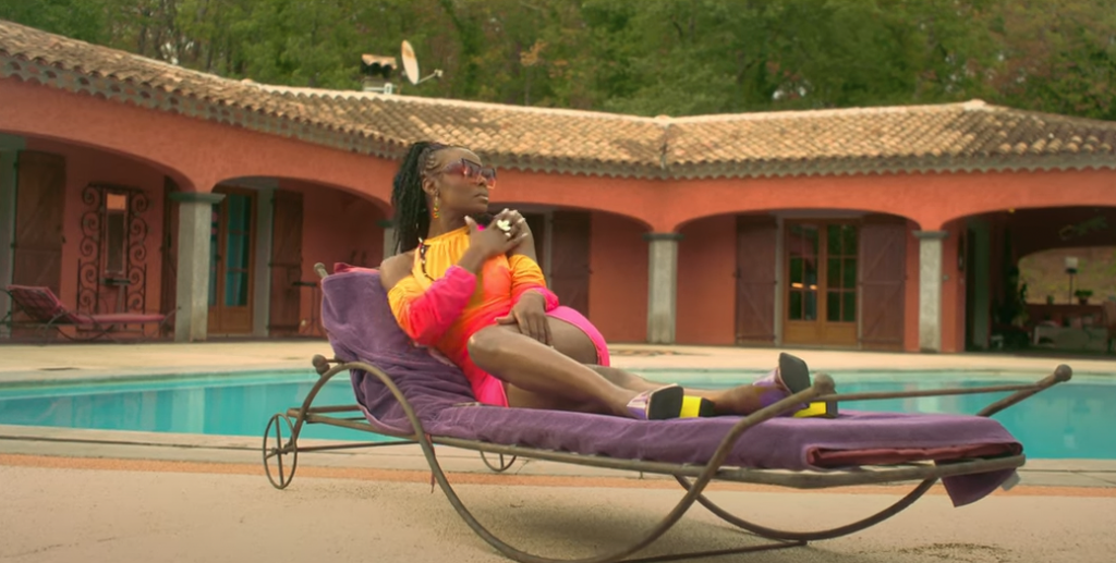 Découvrez « C’EST PAS VRAI », la dernière pépite caribbean pop signée FÉLYNE Photo de Découvrez « C'EST PAS VRAI », la dernière pépite afrobeat signée FÉLYNE