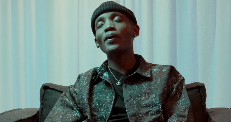 Austeen illumine la scène avec son nouveau clip « Chéris Moi » Photo de Austeen illumine la scène avec son nouveau clip « Chéris Moi »