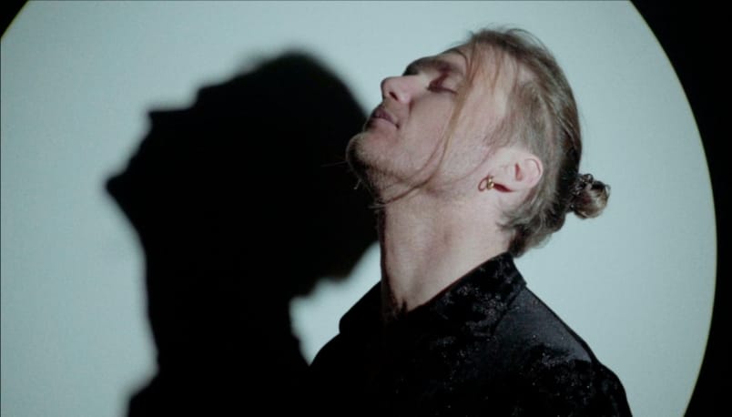 Jagas sonne la révolte musicale avec « Dis Non! » Photo de Jagas et la révolte musicale avec « Dis Non! »