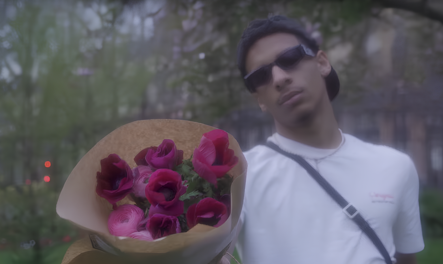 J.Jo$ offre une ode romantique avec son clip « Gwen » Photo de J.Jo$ offre une ode romantique avec son premier clip « Gwen »