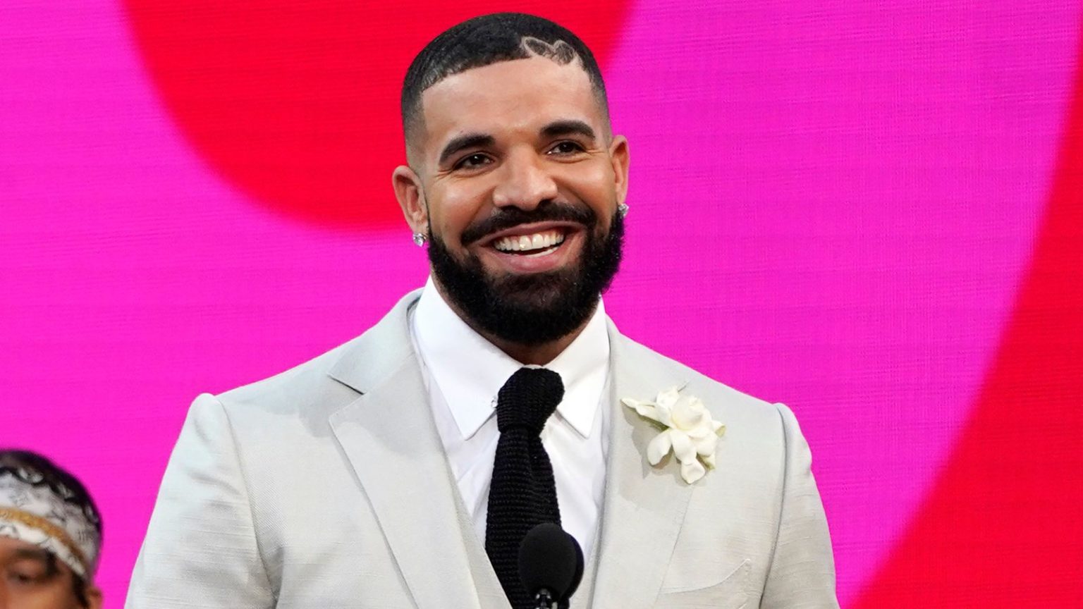 Photo de Découvrez la sublime villa de Drake à 100 millions de dollars !