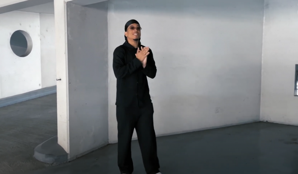NAVYL est redoutable dans « VAMOS », son nouveau clip Photo de NAVYL est redoutable dans « VAMOS », son nouveau clip