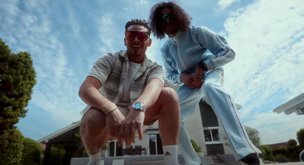 LBZ est chaud-bouillant dans son nouveau clip « BAWEE » Photo de LBZ est chaud-bouillant dans son nouveau clip « BAWEE »