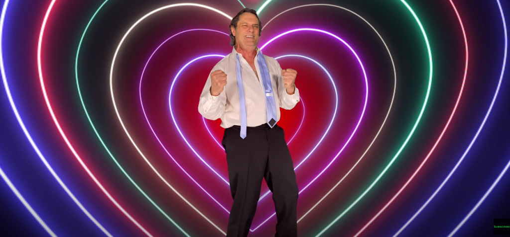 Dr. Don, plus sensuel que jamais dans « Kind to Me » Photo de Dr. Don, plus sensuel que jamais dans « Kind to Me »