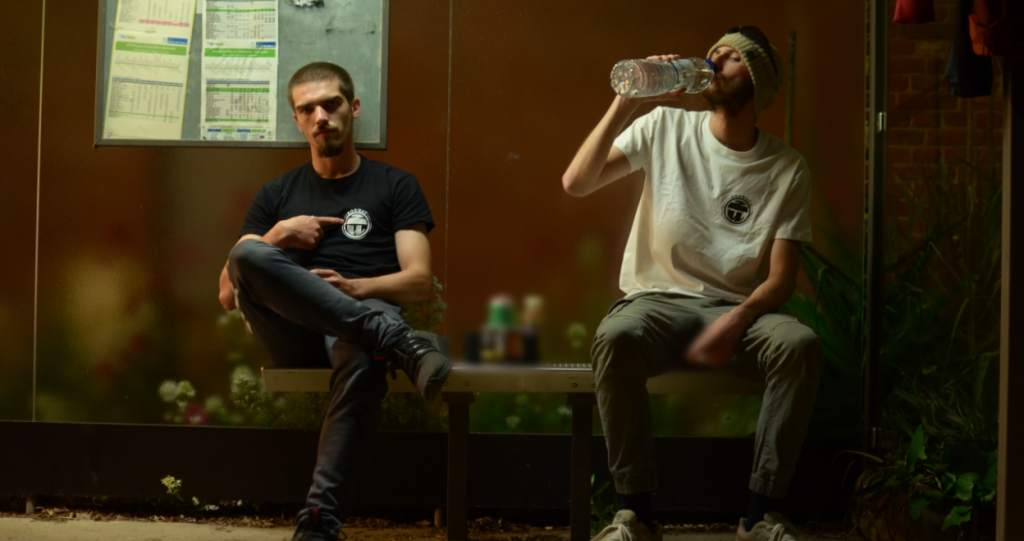 Photo de Le nouveau clip de ZooWav : « C'est chelou »