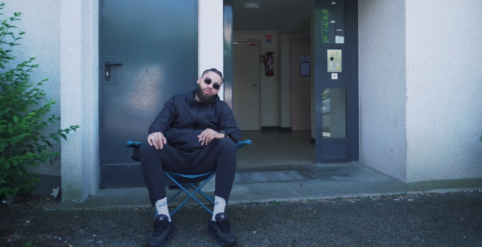 Vibrez avec « Beldia », le nouveau clip de Blacka BDY Photo de Vibrez avec « Beldia », le nouveau clip de Blacka BDY