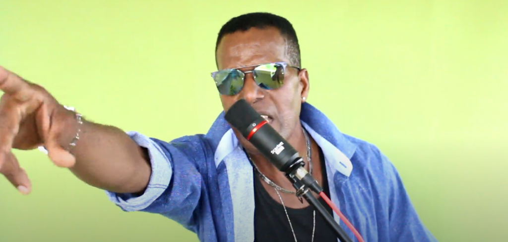 Découvrez « Vié nouvel », le nouveau clip génial de Emile Pierre-Fanfan Photo de Découvrez « Vié nouvel », le nouveau clip génial de Emile Pierre-Fanfan