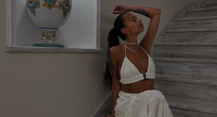 Photo de Elisa Marra lâche une cover d'YSEULT au piano, et c'est magnifique