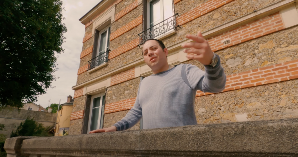 Sinan S est carrément « Hors-pair » dans son nouveau clip Photo de Sinan S est carrément « Hors-pair » dans son nouveau clip