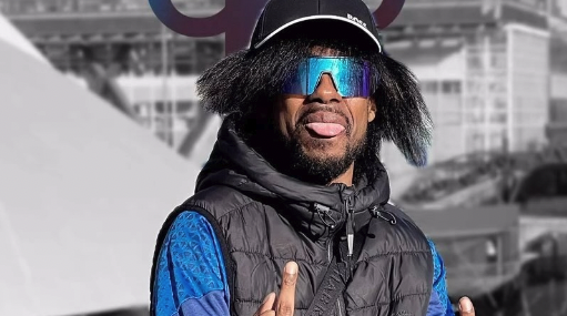 Le rappeur GKG touche les cœurs avec son clip « Mi-temps » Photo de Le rappeur GKG touche les cœurs avec son clip "Mi-temps"