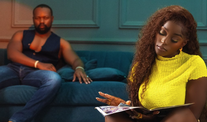 SARAH KALUME perd la tête dans son nouveau clip « NAKUPENDA » Photo de SARAH KALUME perd la tête dans son nouveau clip « NAKUPENDA »