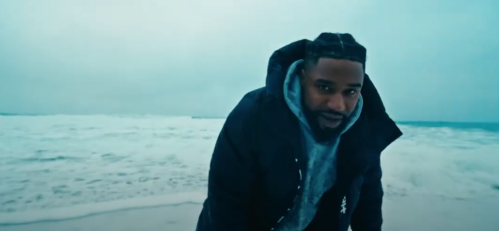 KOLO se cherche dans son nouveau clip « PERDU » Photo de KOLO se cherche dans son nouveau clip "PERDU"