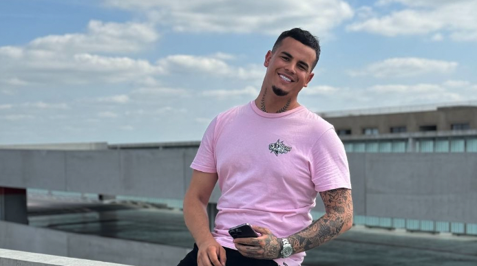 Nolann JSM : Frenchie Shore, ses Lives TikTok, sa vie à Dubaï… On vous raconte tout ! Photo de Nolann JSM : Frenchie Shore, ses Lives TikTok, sa vie à Dubaï... On vous raconte tout !