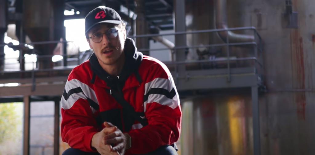 Photo de MaelZan va « Vers le bon » avec son nouveau clip