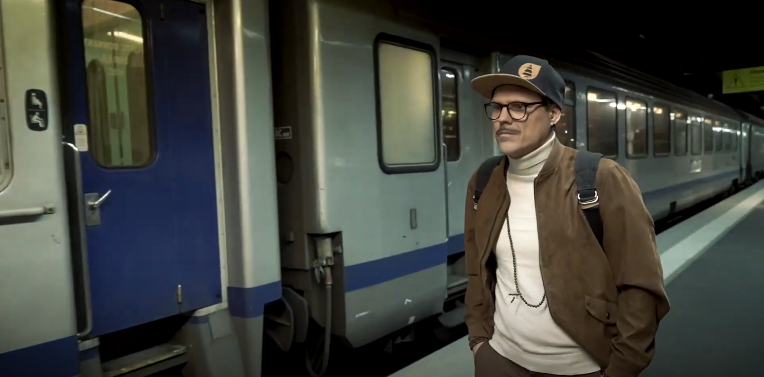 Jonathan Cadoux embarque son public dans un voyage musical avec « SURYA » Photo de Jonathan Cadoux embarque son public dans un voyage musical avec « SURYA »
