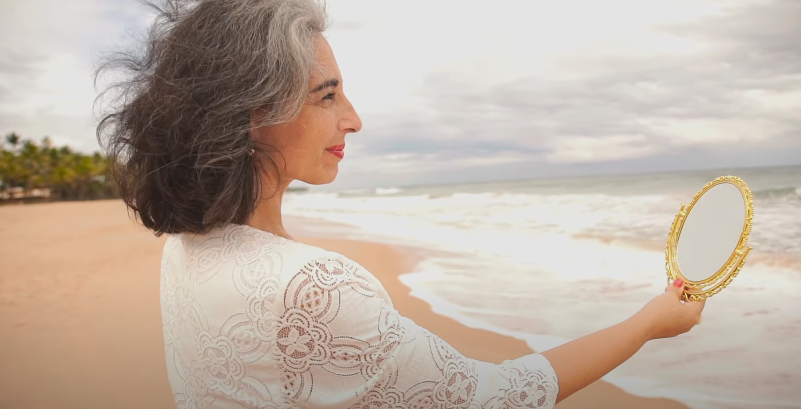 AMAREIA – « La Liseuse de coquillages » : entre guitare velours et souvenirs ensoleillés